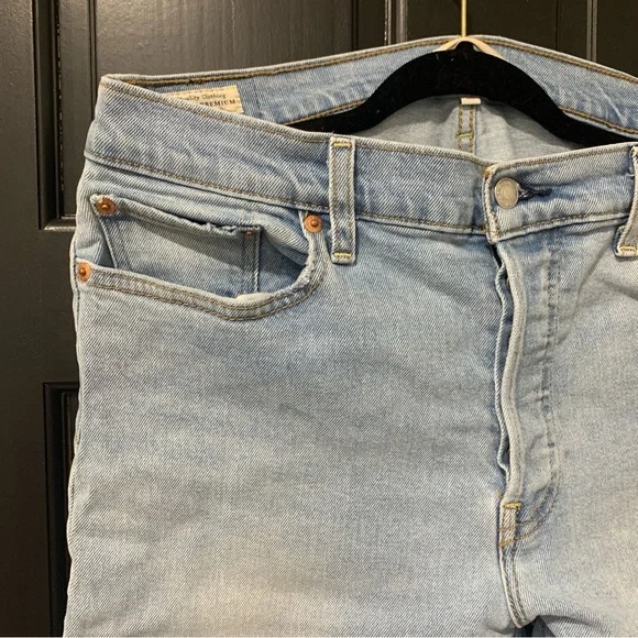 Levi's | Women's Premium Wedgie Icon Fit Light Wash Denim Jeans | Sz 32 - Picture 5 of 16